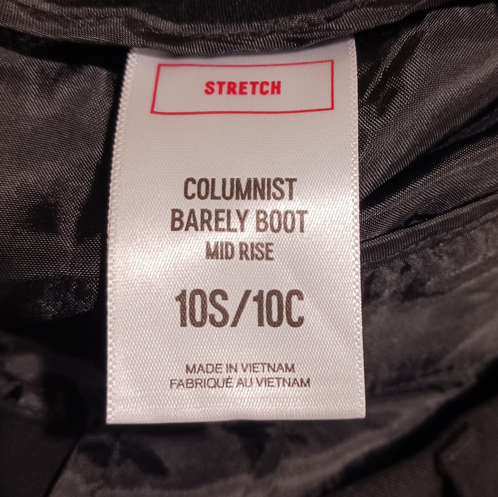 Express Columnist Barely Boot Stretch - Picture 6 of 9